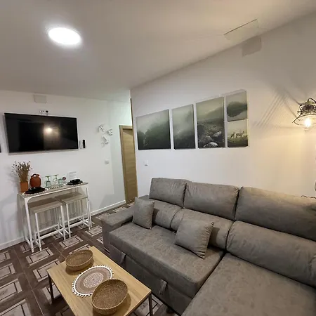 Casa de Férias Casa Rural Madrigalejo *